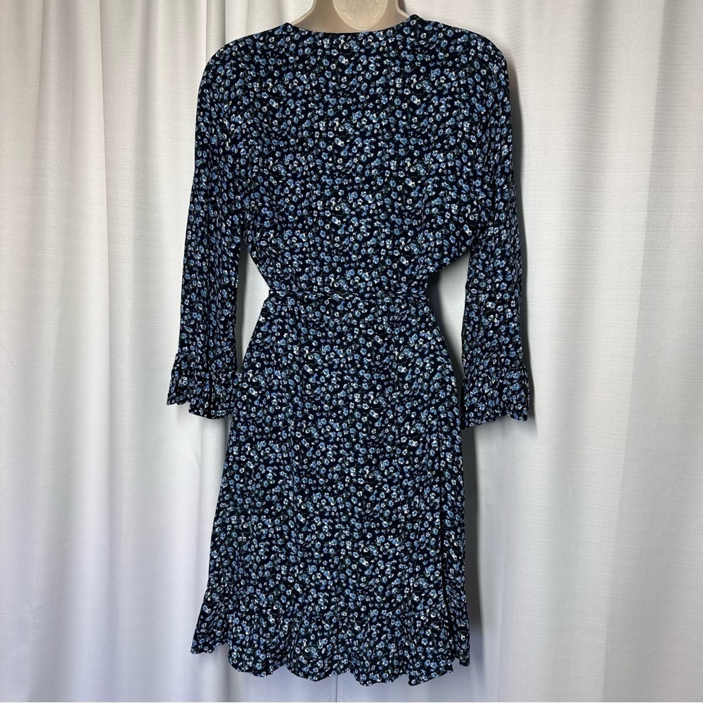 Faithfull the Brand Anthropologie Blue Ditsy Floral Bell Sleeve Wrap Dress Sz 6 - Picture 5 of 14